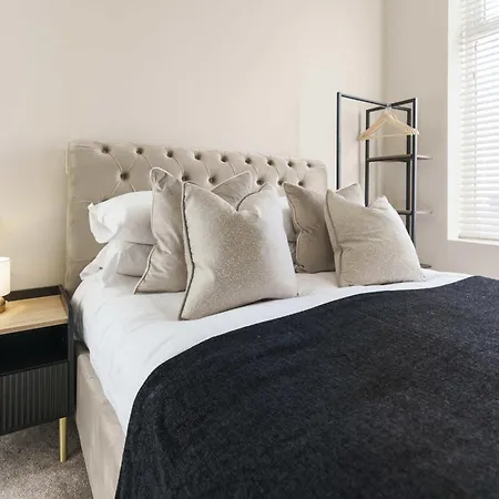 The Park Road Suites By Stamp Sa Blackpool Esterno foto