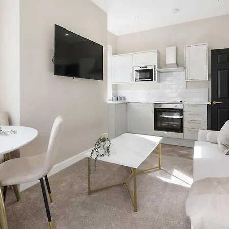 The Park Road Suites By Stamp Sa Blackpool Esterno foto