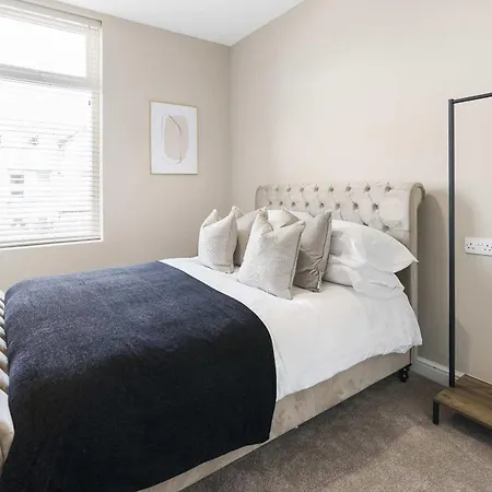 The Park Road Suites By Stamp Sa Blackpool Esterno foto
